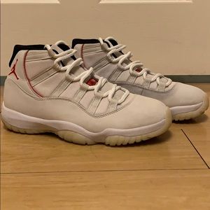Jordan 11 platinum tint
